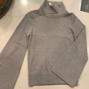 Lululemon City Trek Turtleneck